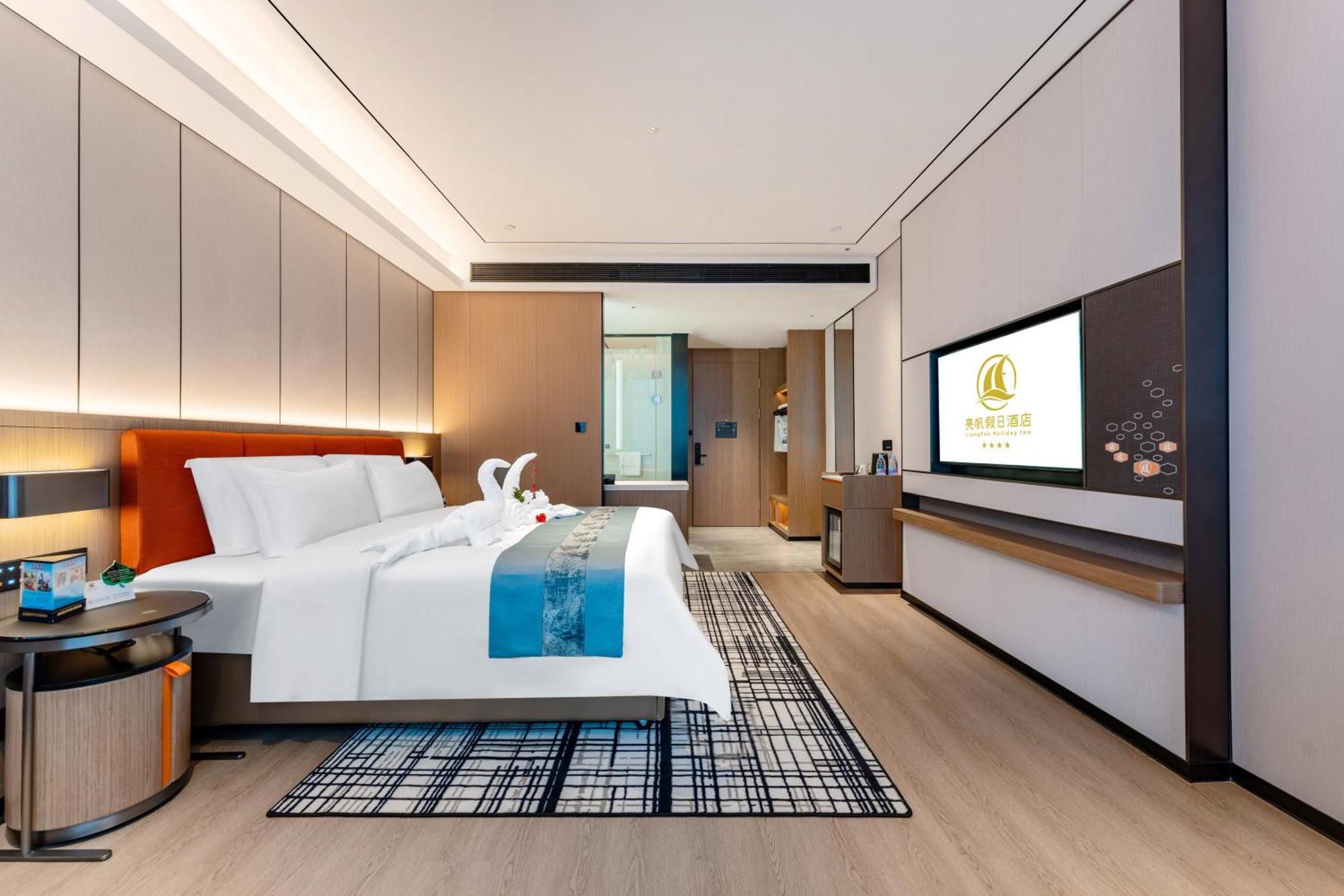 גואנגג'ואו Liang Fan Holiday Inn מראה חיצוני תמונה