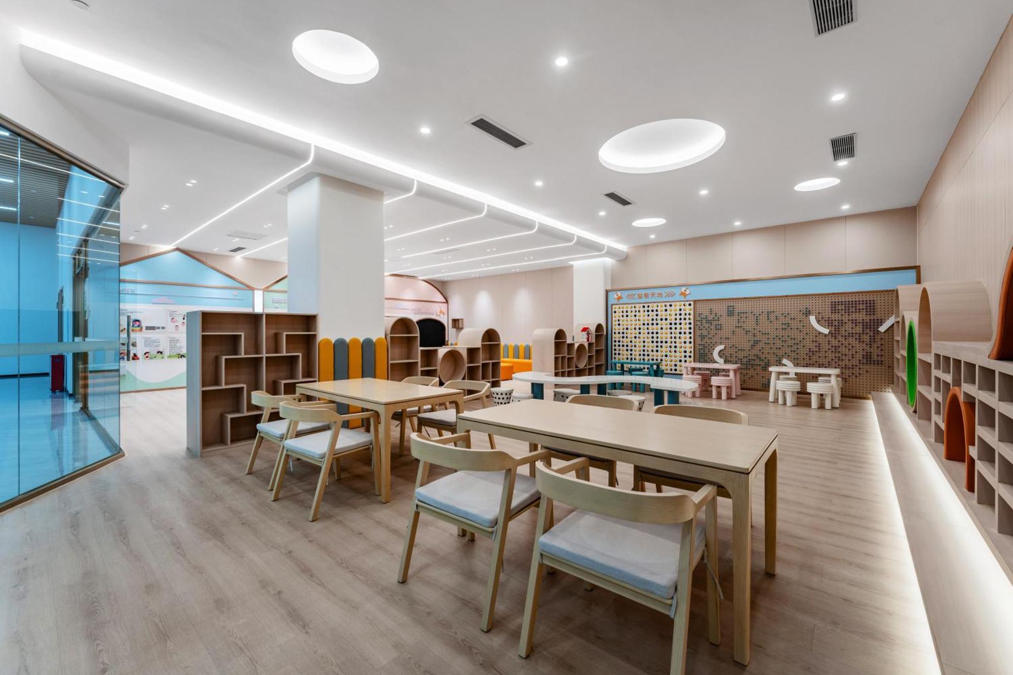 גואנגג'ואו Liang Fan Holiday Inn מראה חיצוני תמונה